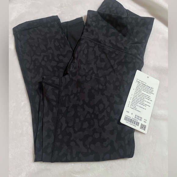 lululemon athletica Accessories - Lululemon train times